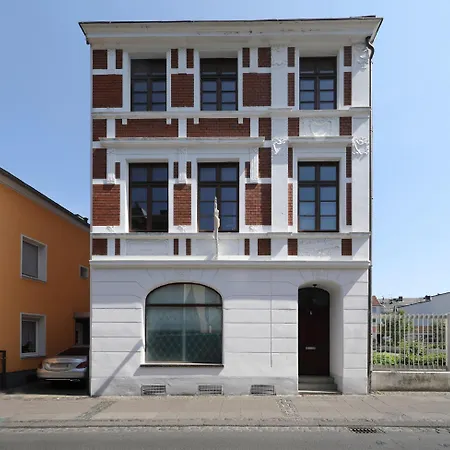 -haus Schweiz- In Homestay
