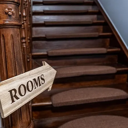 -haus Schweiz- In Homestay Bonn