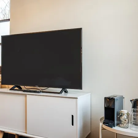 Habitación en casa particular -haus Schweiz- In *