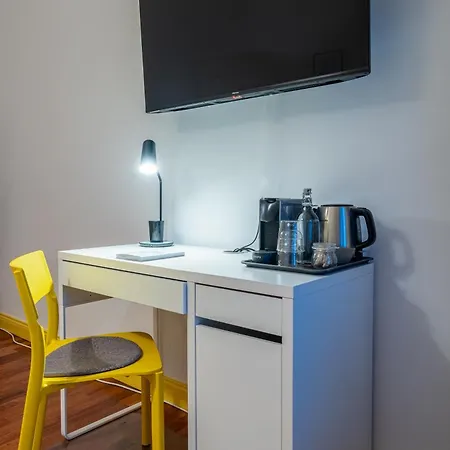 -haus Schweiz- In Homestay *
