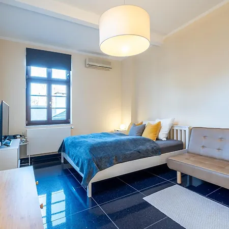 -haus Schweiz- In * Bonn